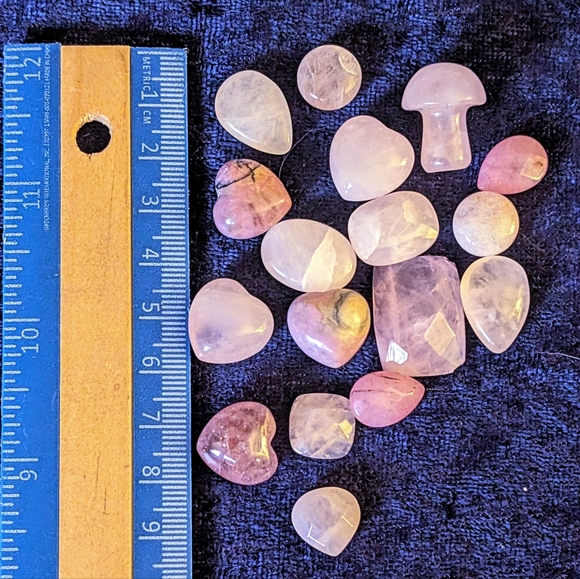 🌹 Rosey Strawberry Rhodonite ❣️ PiNK Heart Chakra Bowl ❤️ Crystal Jewel Stones - Picture 8 of 13